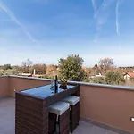 Tiana Villa