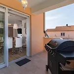 Tiana Villa *