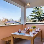 Tiana Villa