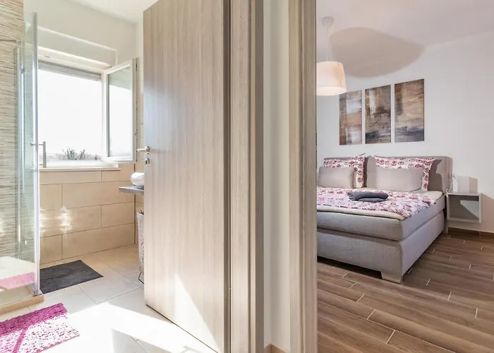 Tiana 빌라 페로이